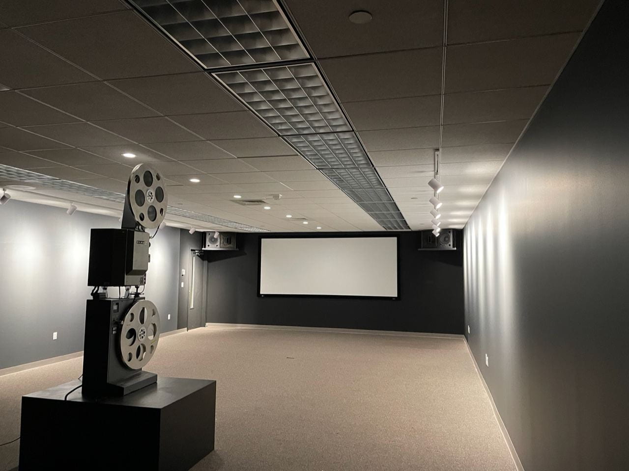 Film screening room 3rd floor Hamon