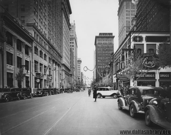 Looking east on Main Street, Dallas, 1932